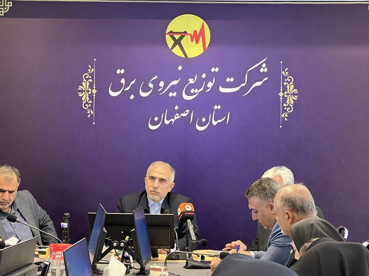 در دوران جنگ، پایداری شبکه برق استان اصفهان با جدیت دنبال شد