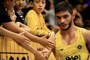 قهرمان کشتی فرنگی جوانان جهان: با سپاهان به‌دنبال قهرمانی هستیم