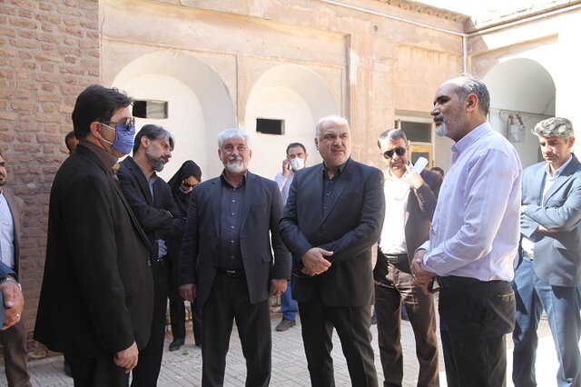 گمانه زنی قبه سبز برای ایجاد سایت موزه در قلب کرمان