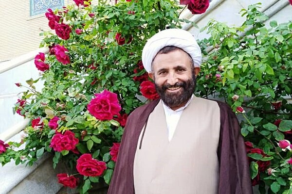 برگزاری هفته دفاع مقدّس، حقانیت دفاع مقدس را به جهانیان نشان می دهد