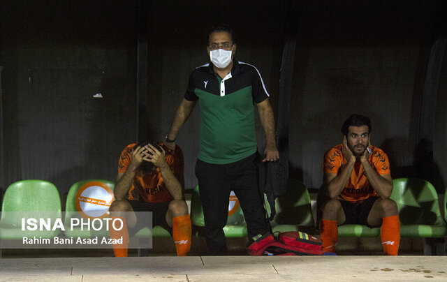 دیدار فوتبال صنعت مس کرمان و نود ارومیه