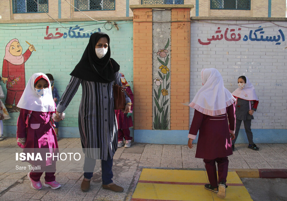 توضیح آموزش و پرورش استان کرمان از ابتلای معلمان یک مدرسه به کرونا