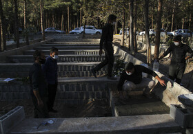 آرامستان کرمان در شرایط کرونایی