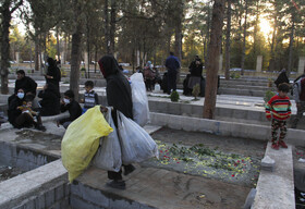 آرامستان کرمان در شرایط کرونایی
