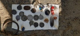 فروشنده دوره گرد سکه‌های تاریخی در کرمان دستگیر شد
