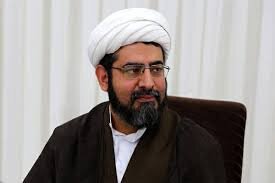 فضای فرهنگی جامعه را با قرآن می توان متحول کرد