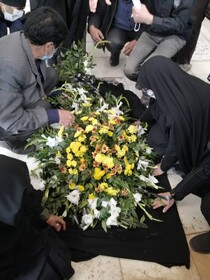 پیکر مادر شهید علی شفیعی تدفین شد/ پیام خانواده سردار سلیمانی برای درگذشت "بی بی سکینه"
