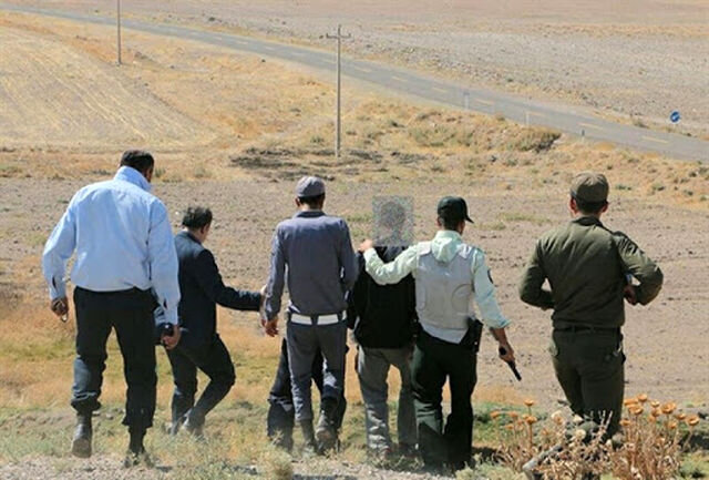 2 حفار غیرمجاز اشیای تاریخی در بافت دستگیر شدند