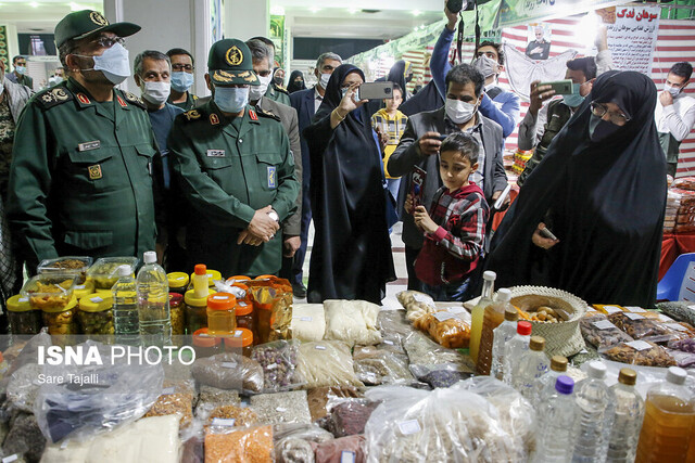 برپایی نمایشگاه اقتصادمقاومتی و صنایع تبدیلی بسیج سازندگی استان کرمان