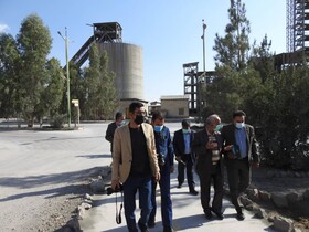 بررسی مشکلات کارخانه سیمان ماهان در بازدید مسئولان رفسنجان