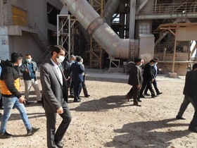 بررسی مشکلات کارخانه سیمان ماهان در بازدید مسئولان رفسنجان