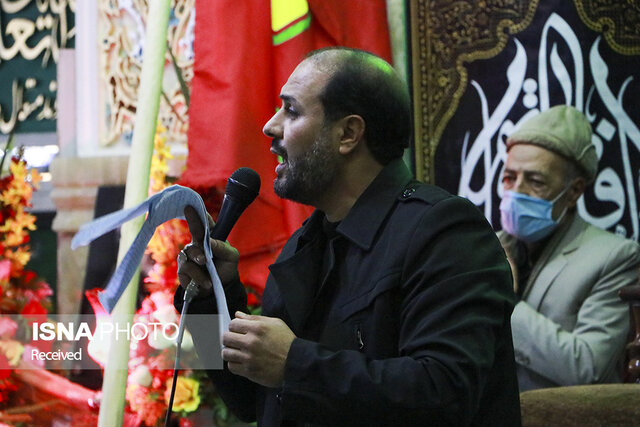 عزای مادر پهلو شکسته در منزل شهید سلیمانی