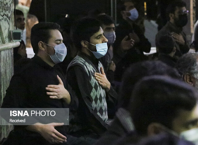 عزای مادر پهلو شکسته در منزل شهید سلیمانی