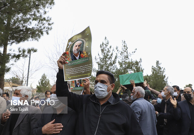 تشییع پیکر پاسدار مجاهد سردارحسین اسماعیلبیگی در کرمان