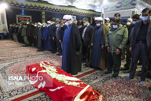 تشییع پیکر پاسدار مجاهد سردارحسین اسماعیلبیگی در کرمان