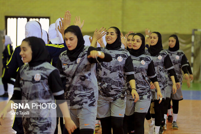 اختتامیه مسابقات لیگ دسته یک هندبال بانوان باشگاههای کشور در کرمان