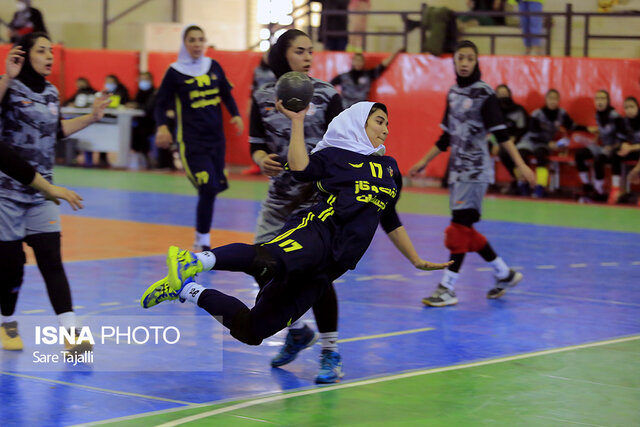 اختتامیه مسابقات لیگ دسته یک هندبال بانوان باشگاههای کشور در کرمان