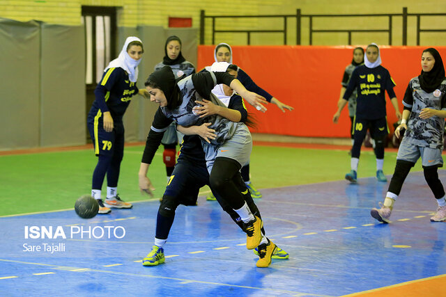 اختتامیه مسابقات لیگ دسته یک هندبال بانوان باشگاههای کشور در کرمان