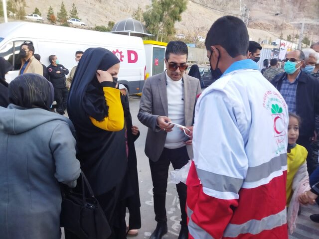 بهره مندی بیش از ۲۳۰۰ زائر از خدمات هلال احمر در گلزار شهدای کرمان 
