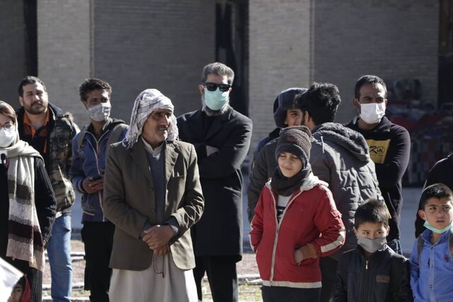 استقبال پرشکوه مردم از نخستین اجرای جشنواره تئاتر سردار آسمانی