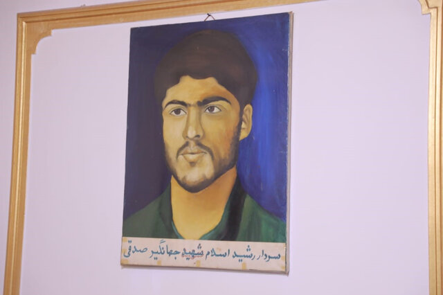 دیدار نماینده مردم کرمان و راور با خانواده شهدا