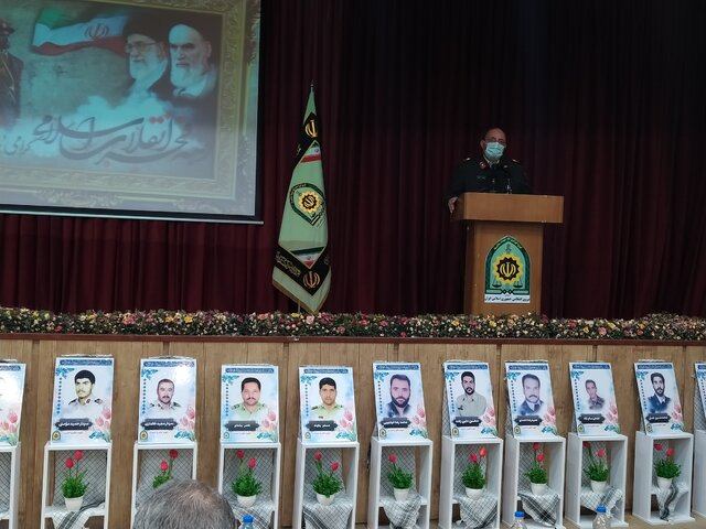 همسران و فرزندان شهدا در فضای مجازی نقش‌آفرینی کنند