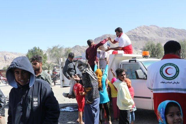 هزار نفر در مناطق سیلزده از خدمات هلال احمر بهرهمند شدند
