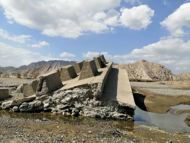 مصیبت‌های بر زمین مانده سیل در منوجان کرمان