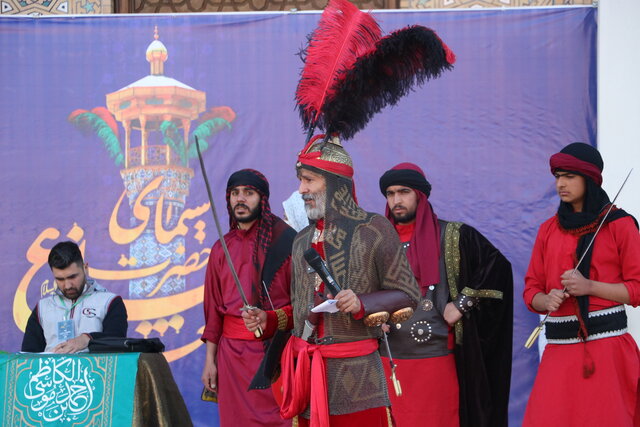 تعزیهخوانی شبیهخوانان کرمانی در حرم شاهچراغ (ع)