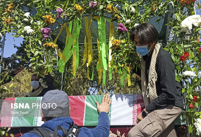مراسم باشکوه استقبال از ۴ شهید گمنام در کرمان 