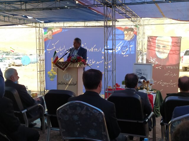 مدارس همه کشورها باز است، بچههای ما دارند جا میمانند