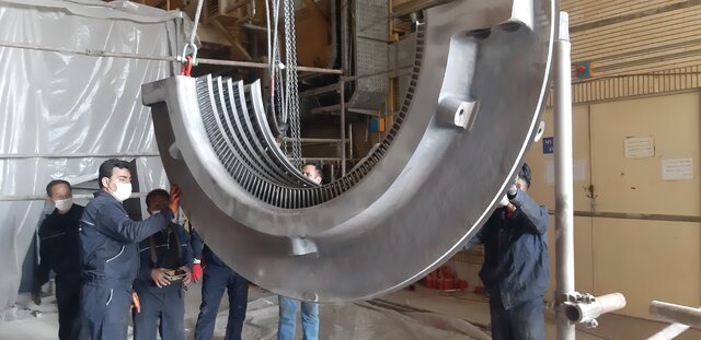 تولید برق توقف ندارد...