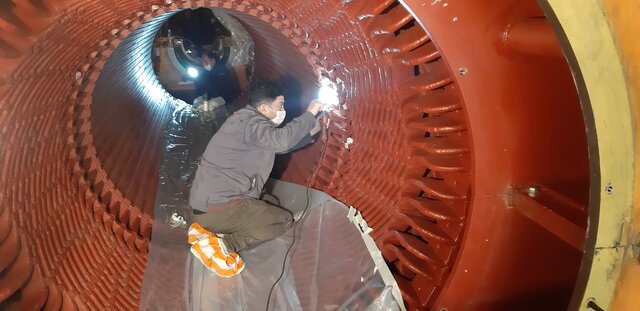 تولید برق توقف ندارد...