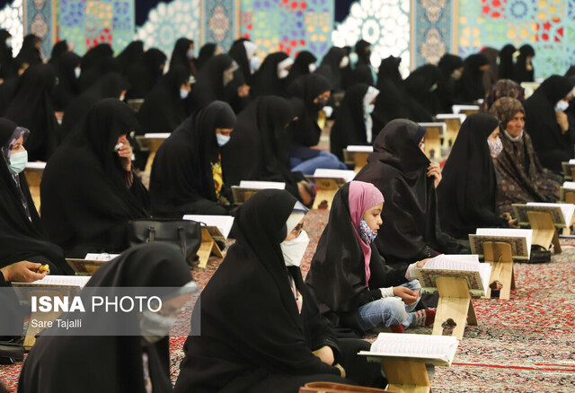 جزءخوانی قرآن کریم در حسینیه ثارالله کرمان