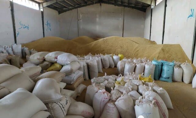 کشف ۴۲تن  کالاهای اساسی احتکاری در شهرستان انار