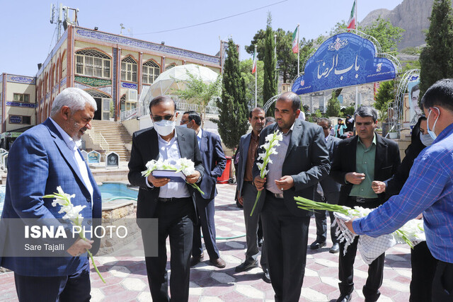حضور معاون فرهنگی جهاد دانشگاهی کشوربر مزار سردار دلها