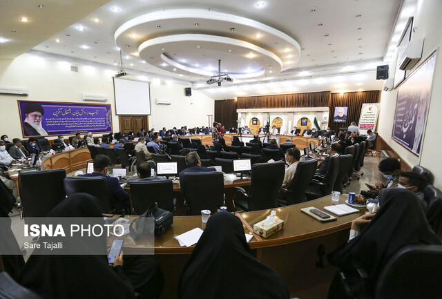 جلسه نخبگان ایثار و شهادت با حضور رییس بنیادشهیدکشور-کرمان