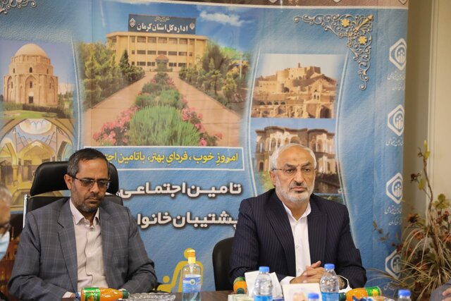نظر مجلس نسبت به افزایش حقوق بازنشستگان مثبت است نظر مجلس نسبت به افزایش حقوق بازنشستگان مثبت است