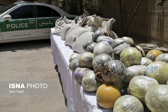 عکس تزیینی است افزایش تدابیر برای ضربه به بنیانهای مالی قاچاقچیان مواد مخدر
