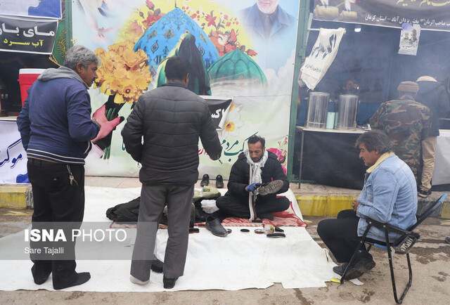 گلزار شهدای کرمان میزبان زائران حاج قاسم