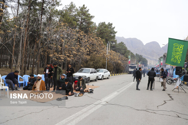 گلزار شهدای کرمان میزبان زائران حاج قاسم