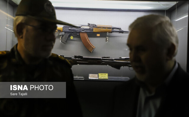 آئین اهداء گلولههای سنگی توپهای تاریخی-کرمان