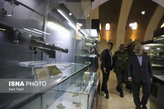 آئین اهداء گلولههای سنگی توپهای تاریخی-کرمان