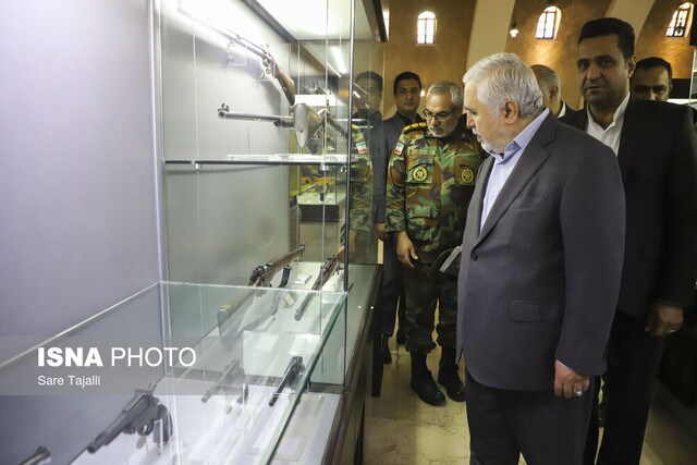 آئین اهداء گلولههای سنگی توپهای تاریخی-کرمان