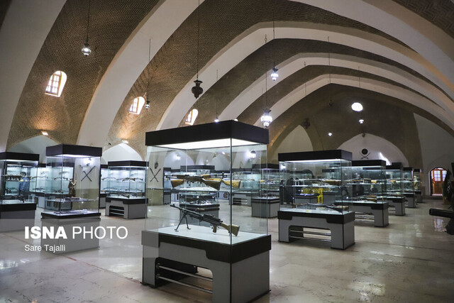 آئین اهداء گلولههای سنگی توپهای تاریخی-کرمان