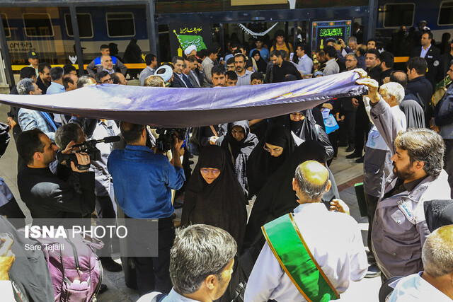 انتشار/قطار زائرین اربعین از کرمان به خرمشهر