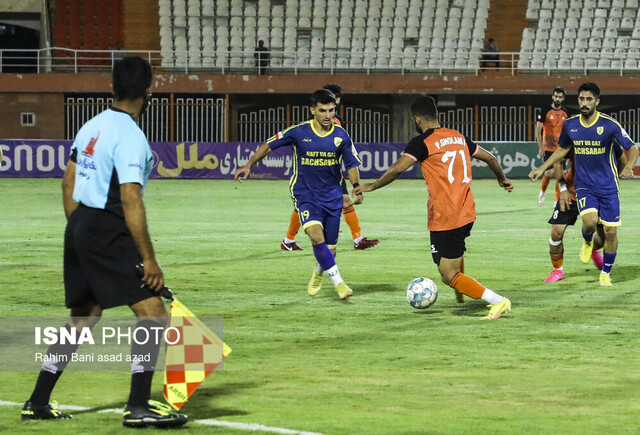 هفته دوم لیگ دسته یک فوتبال؛ صنعت مس کرمان - نفت و گاز گچساران