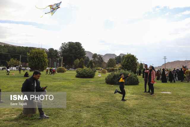پرواز بادبادک ها در حمایت از کودکان فلسطین-کرمان