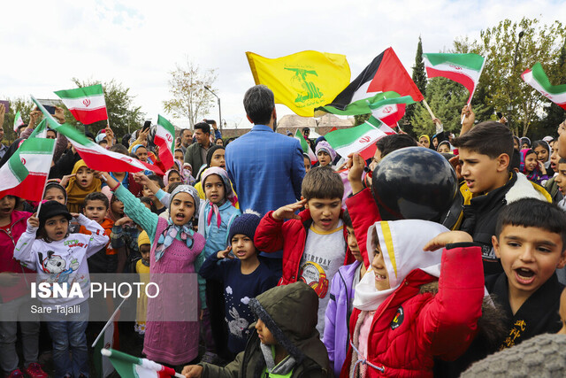 پرواز بادبادک ها در حمایت از کودکان فلسطین-کرمان