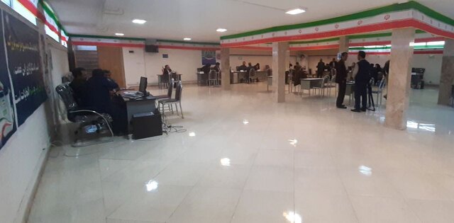 70 کاندیدای انتخابات مجلس در کرمانشاه ثبت نام کردند/ ۶۰ مرد و ۱۰ زن